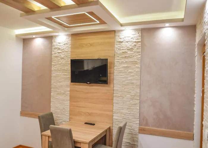 约西波维奇公寓